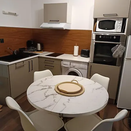 Montijo 6 Apartment *